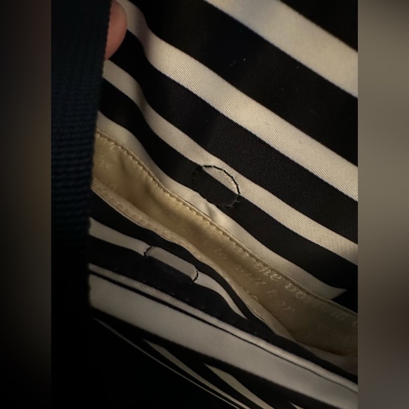 Kate Spade ♠️ laptop bag with adjustable strap. see photos! - Picture 13 of 15